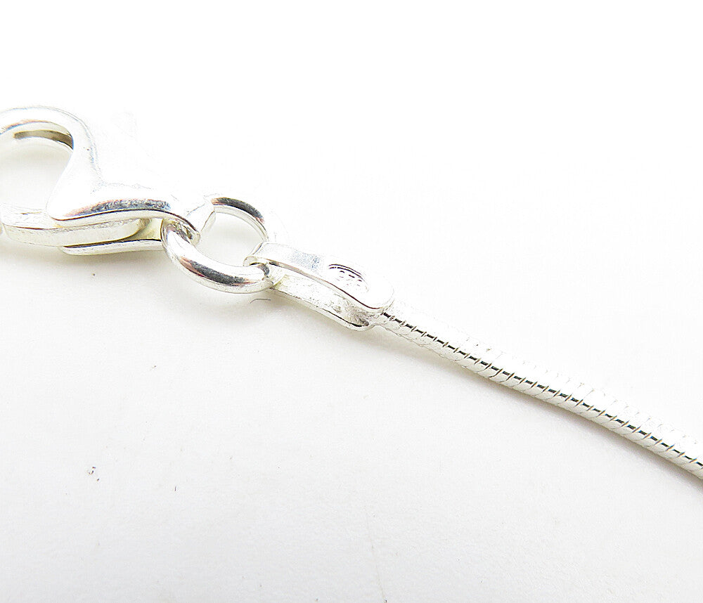 925 Sterling Silver  Knot Pattern Vertical Pendant Snake Chain Necklace NE1164