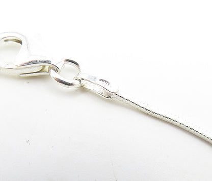 925 Sterling Silver  Knot Pattern Vertical Pendant Snake Chain Necklace NE1164