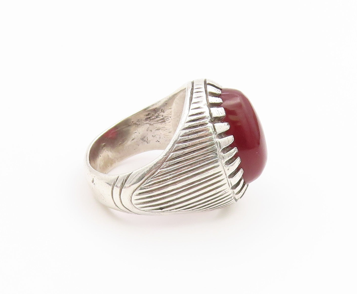 925 Sterling Silver Vintage Ring Cabochon Carnelian Grooved Band Sz 11.5 RG36707