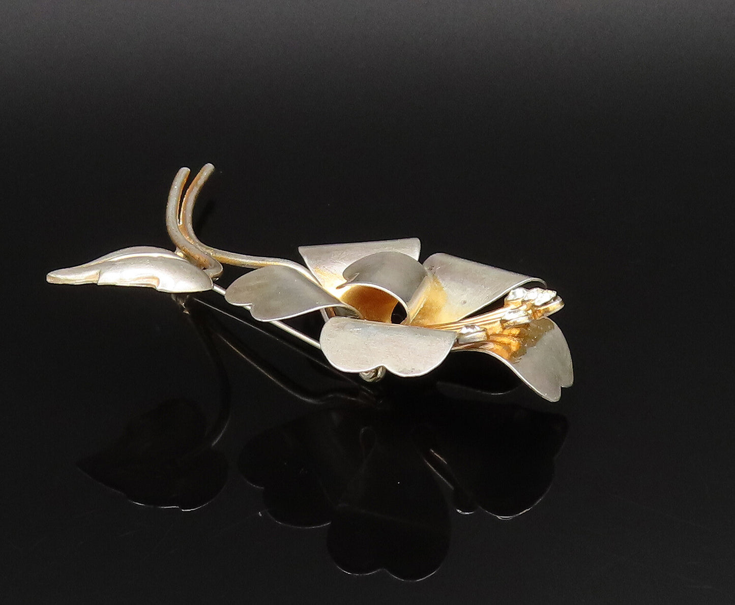925 Silver  Vintage Two Tone Cubic Zirconia Stem Flower Brooch Pin  BP9914