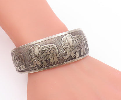 925 Sterling Silver Vintage Bracelet Etched Tribal Elephant Parade Cuff  BT11407