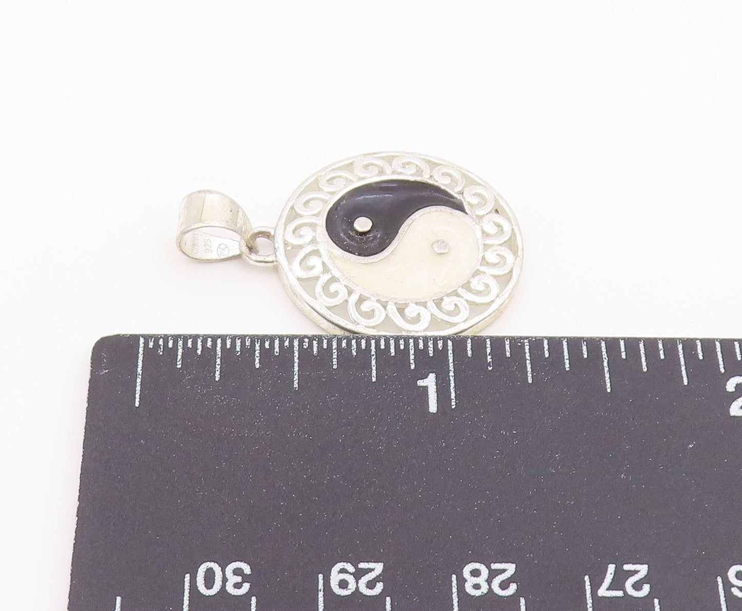 925 Sterling Silver Vintage Pendant Enameled Yin & Yang Symbol Charm  PT26379