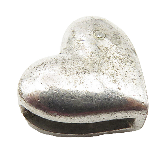 925 Sterling Silver  Vintage Genuine Diamond Accent Love Heart Pendant  PT8319