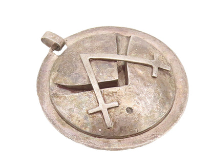925 Sterling Silver Vintage Pendant Ancient Carved Round Warrior buckler PT22655