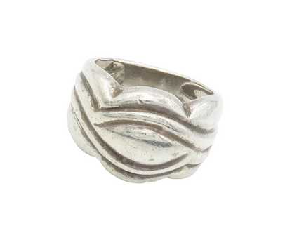 925 Sterling Silver  Vintage Shiny Chiseled Detail Band Ring Sz 7  RG14677