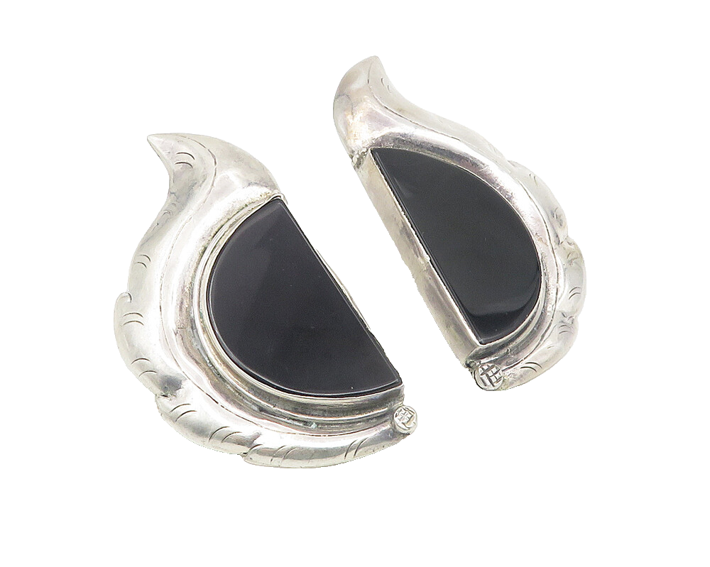 925 Sterling Silver  Vintage Black Onyx Etched Detail Drop Earrings  EG5553