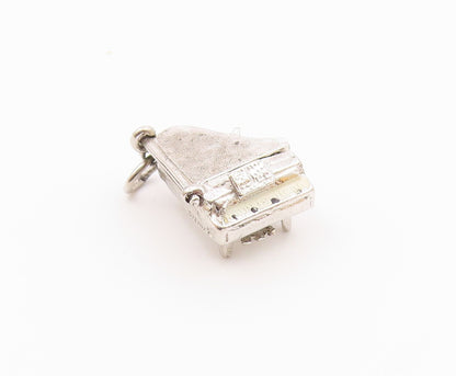 925 Sterling Silver  Vintage Shiny Petite Grand Piano Pendant (OPENS)  PT16411
