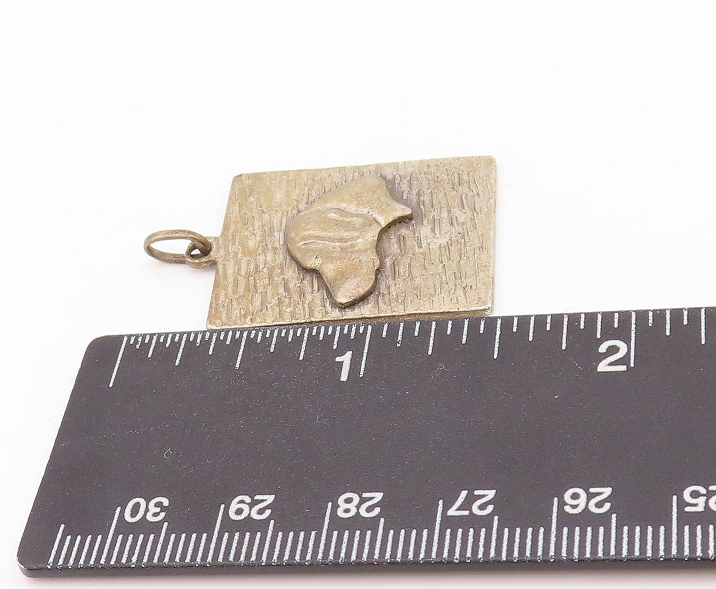 925 Sterling Silver Vintage Pendant Solid Carved Dogs Face  PT23525