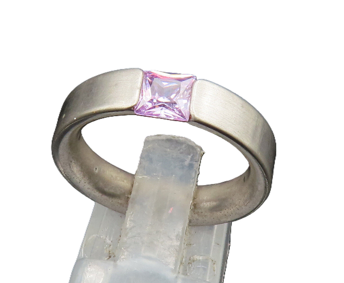 925 Silver  Vintage Princess Cut Purple Cubic Zirconia Band Ring Sz 7  RG24930