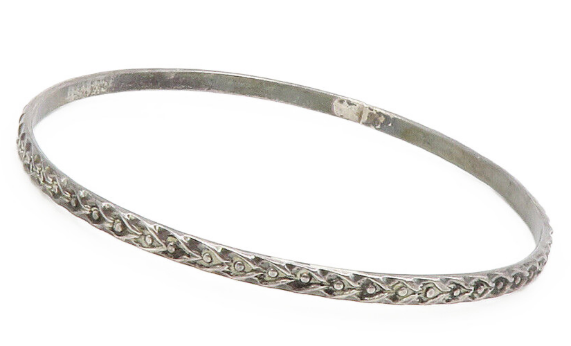 925 Sterling Silver  Vintage Dark Tone Raised Detail Bangle Bracelet  BT5159