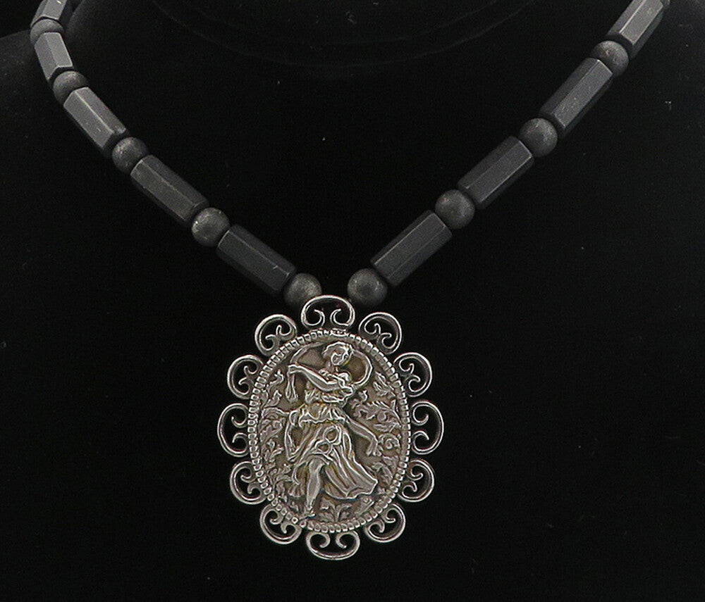 925 Sterling Silver Vintage Embossed Woman Black Beaded Chain Necklace NE1342