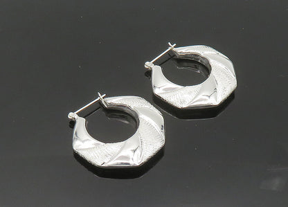 925 Sterling Silver  Vintage Shiny Textured Hollow Hoop Earrings  EG10410
