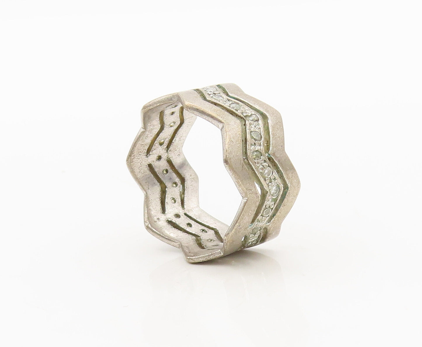 925 Sterling Silver  Vintage Zig Zag Solid Topaz Band Ring Sz 9.5  RG27441