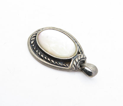 SOUTHWESTERN 925 Sterling Silver Vintage Mother Of Pearl Pendant PT3321