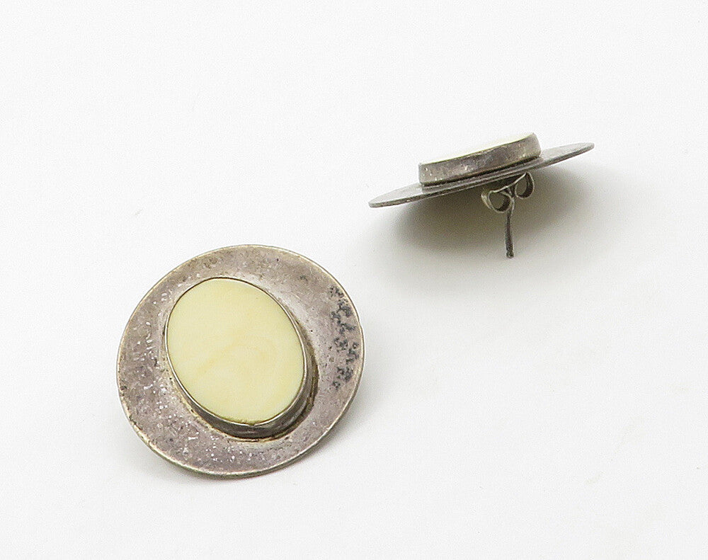 925 Sterling Silver  Vintage Unknown Stone Round Button Drop Earrings  EG8280