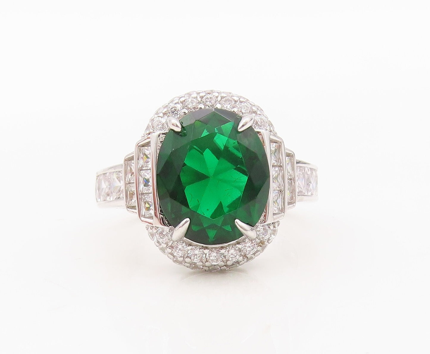 925 Sterling Silver Vintage Ring Oval Cut Green Halo White CZ  Sz 7 RG30514