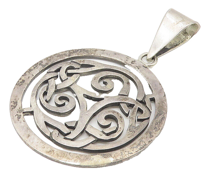 SILPADA 925 Sterling Silver  Vintage Celtic Triskelion Knot Pendant  PT9214