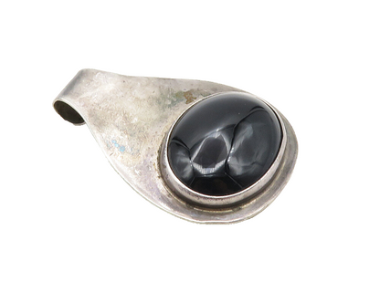DESIGNER 925 Sterling Silver  Vintage Cabochon Cut Black Onyx Pendant  PT7473