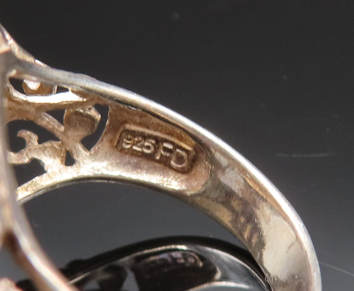 925 Sterling Silver  Vintage Round Hammered Open Scroll Ring Sz 7.5  RG25617