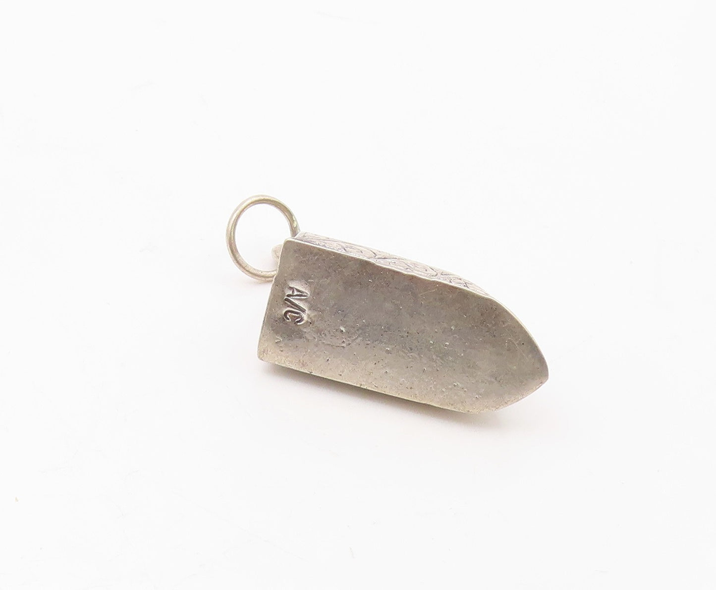 925 Sterling Silver  Vintage Shiny Swirl Detailed Iron Pendant  PT16091
