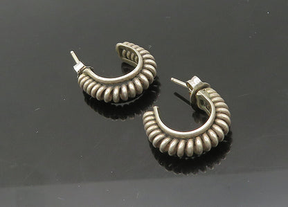 925 Sterling Silver  Vintage Petite Fluted Round JHoop Earrings  EG10733