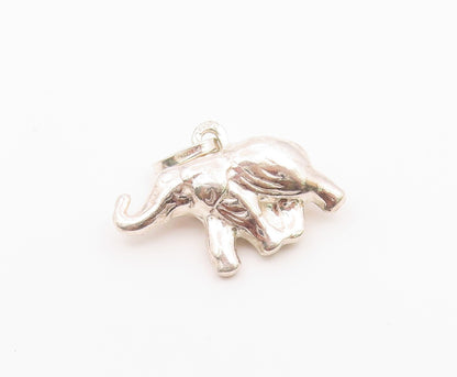 925 Sterling Silver  Vintage Petite Shiny Elephant Hollow Pendant  PT17505