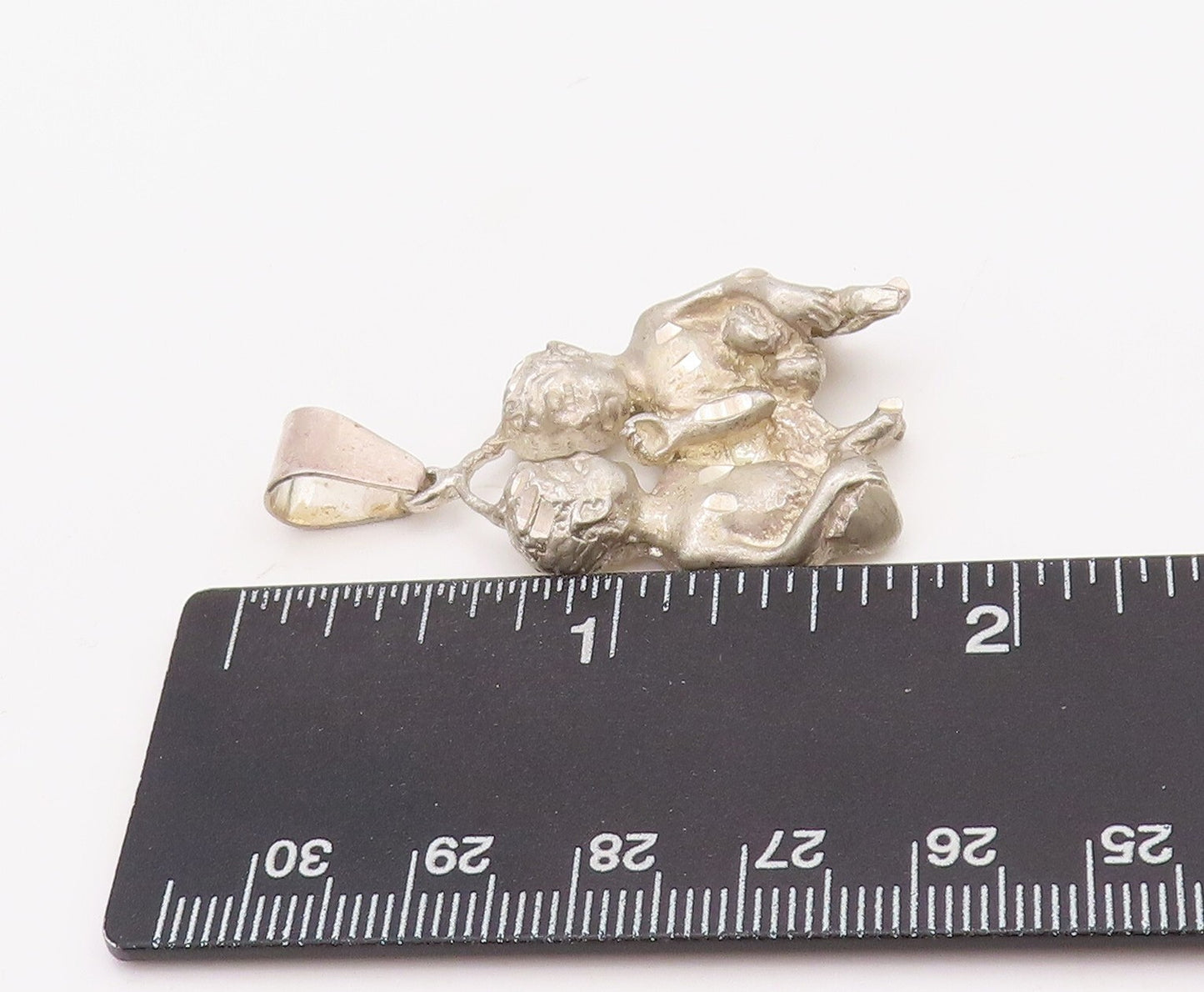925 Sterling Silver Vintage Pendant Solid Carved Two Friends Talking  PT23571