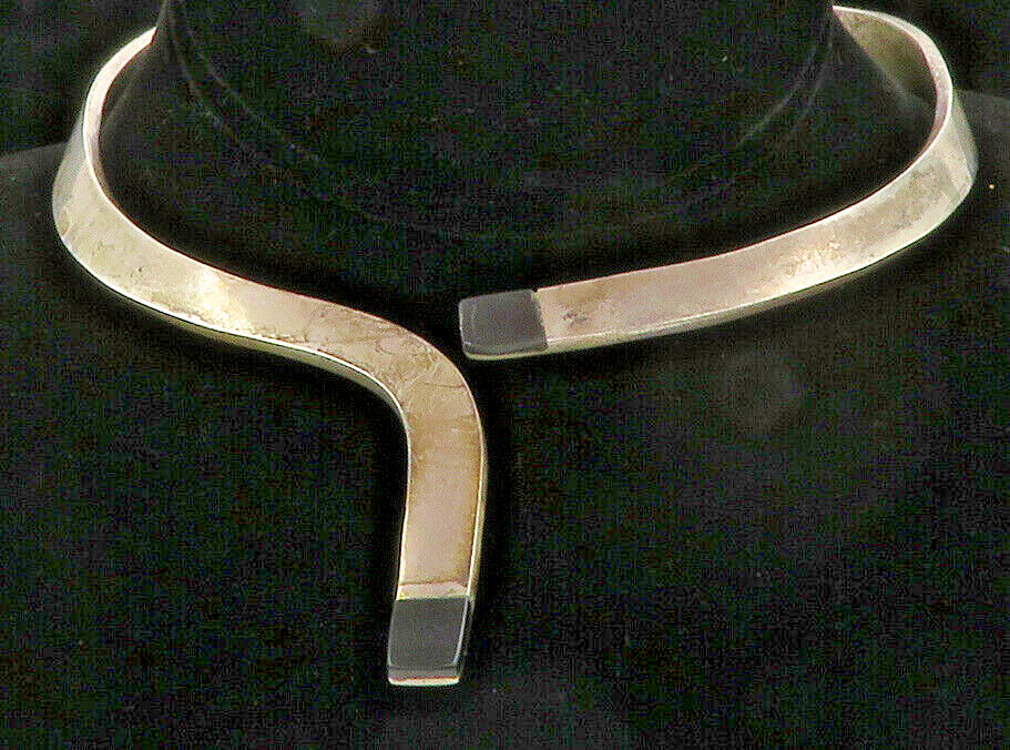 MEXICO 925 Sterling Silver  Vintage Modernist Hinge Solid Collar Necklace NE2291