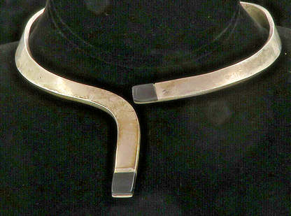 MEXICO 925 Sterling Silver  Vintage Modernist Hinge Solid Collar Necklace NE2291