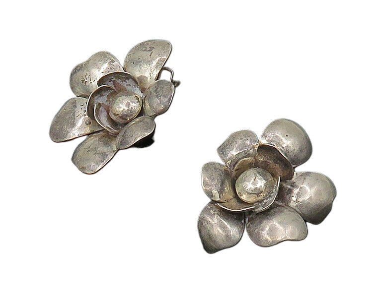 NAPIER 925 Sterling Silver  Vintage Shiny Flower Non Pierce Earrings  EG9423