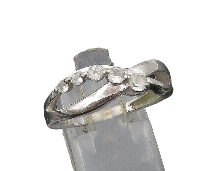 925 Sterling Silver  Vintage Graduated Topaz Shiny Band Ring Sz 8  RG22437