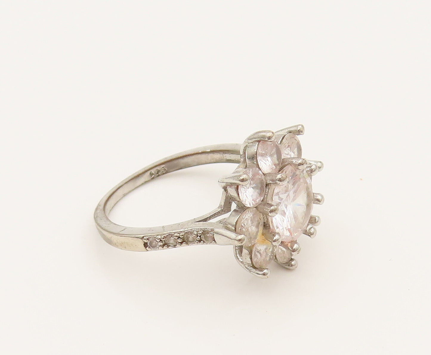 925 Silver  Vintage Fancy Cubic Zirconia Flower Fashion Ring Sz 7.25  RG26337