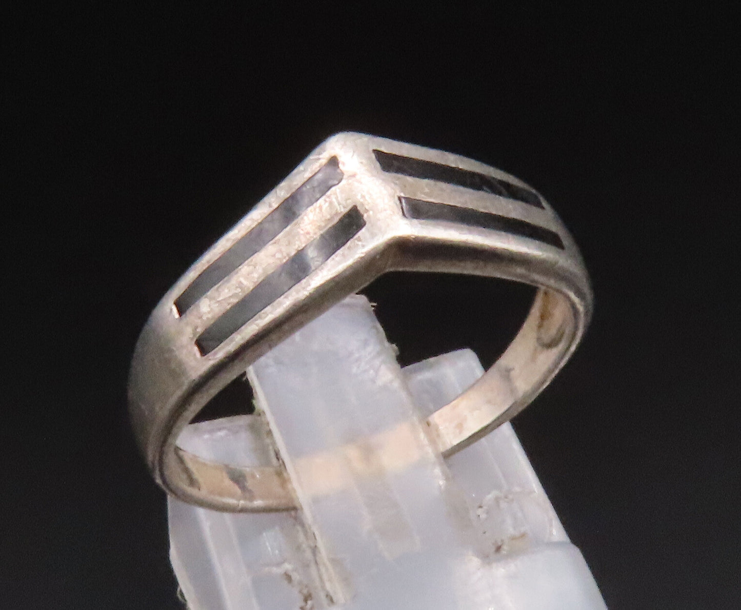 925 Sterling Silver  Vintage Enamel Stripes Curved Band Ring Sz 7  RG25046