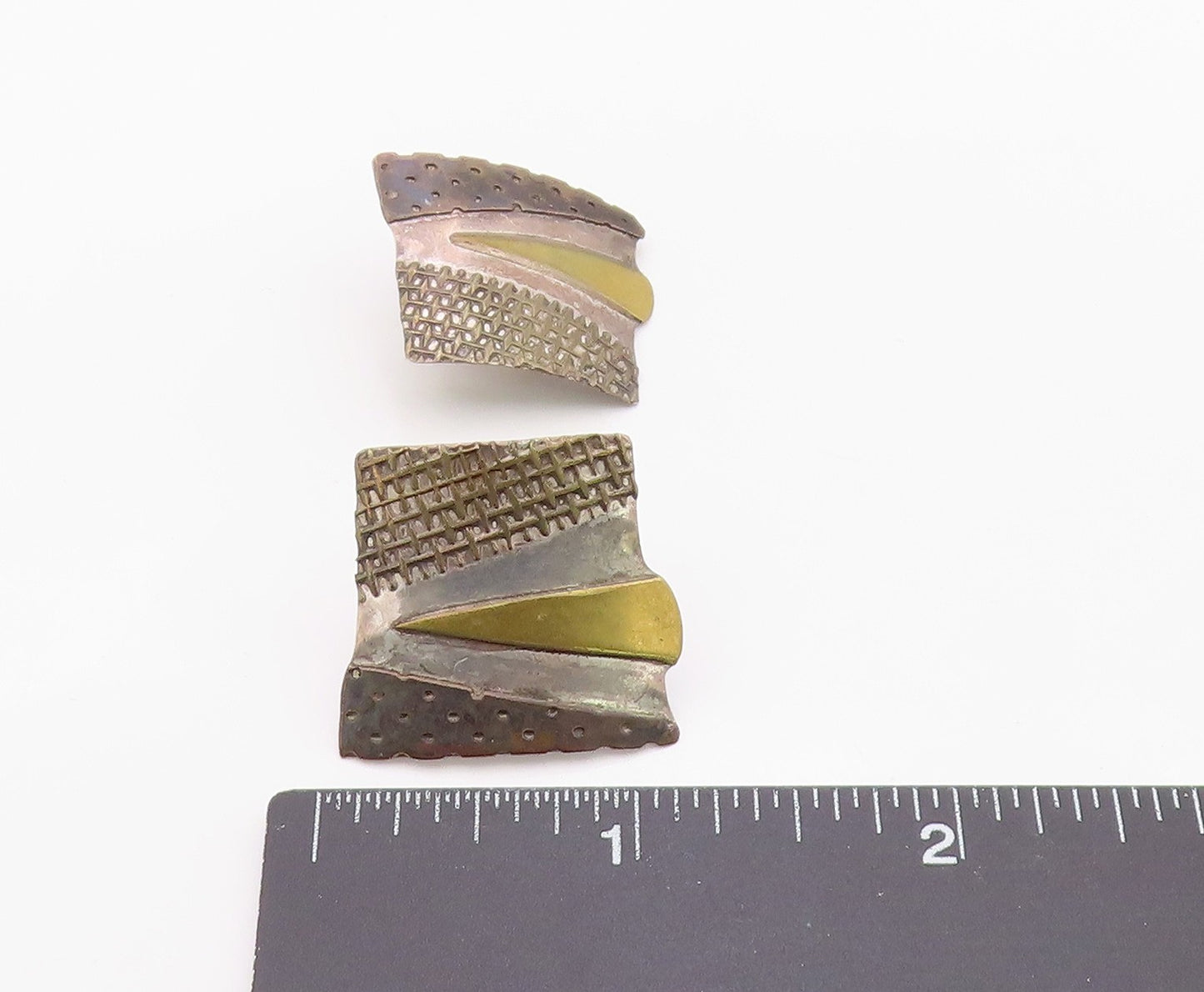 14K Gold & 925 Sterling Silver Vintage Earrings Classic Geometric Shield EG14400