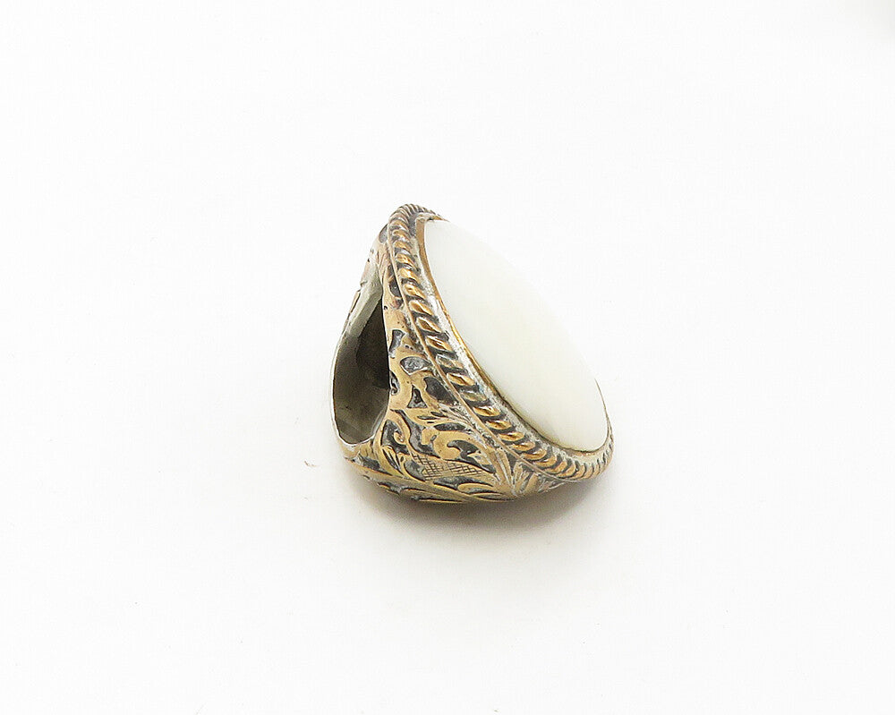 925 Sterling Silver  Vintage Mother Of Pearl Royal Cocktail Ring Sz 5  RG18852