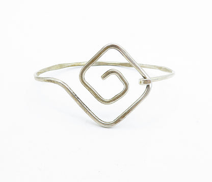 925 Sterling Silver  Vintage Thin Spiral Design Hook Bangle Bracelet  BT2865