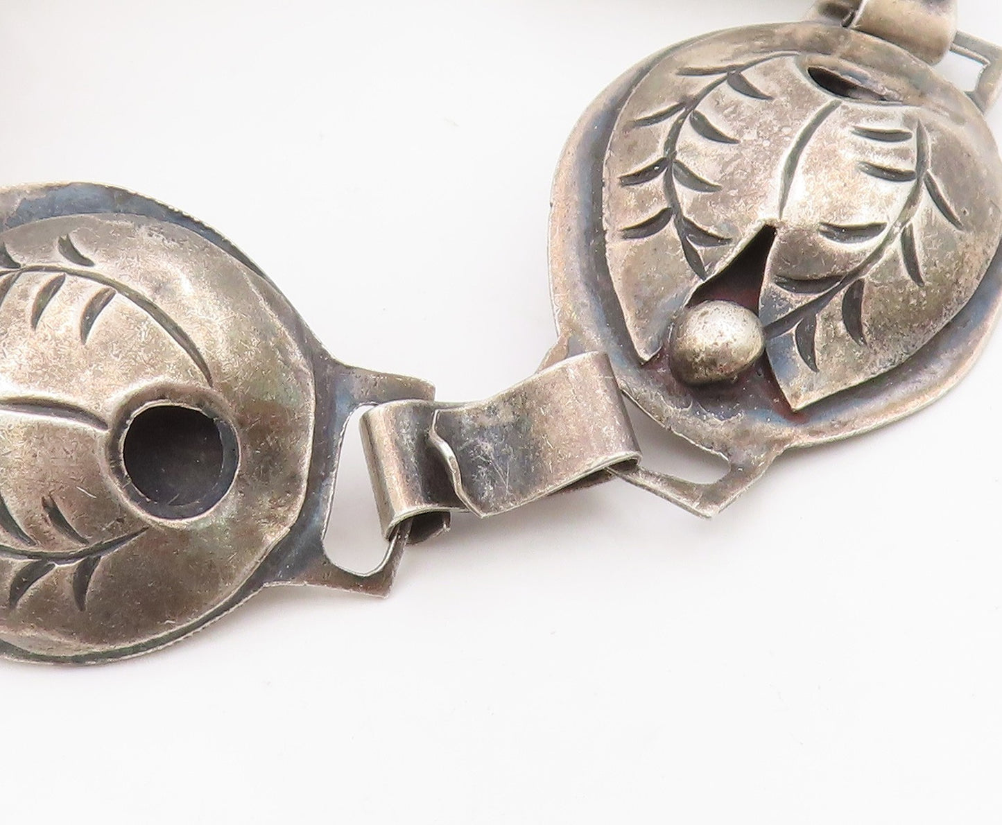 925 Sterling Silver Vintage Bracelet MEXICO Etched Leaf Motif Concho  BT11593