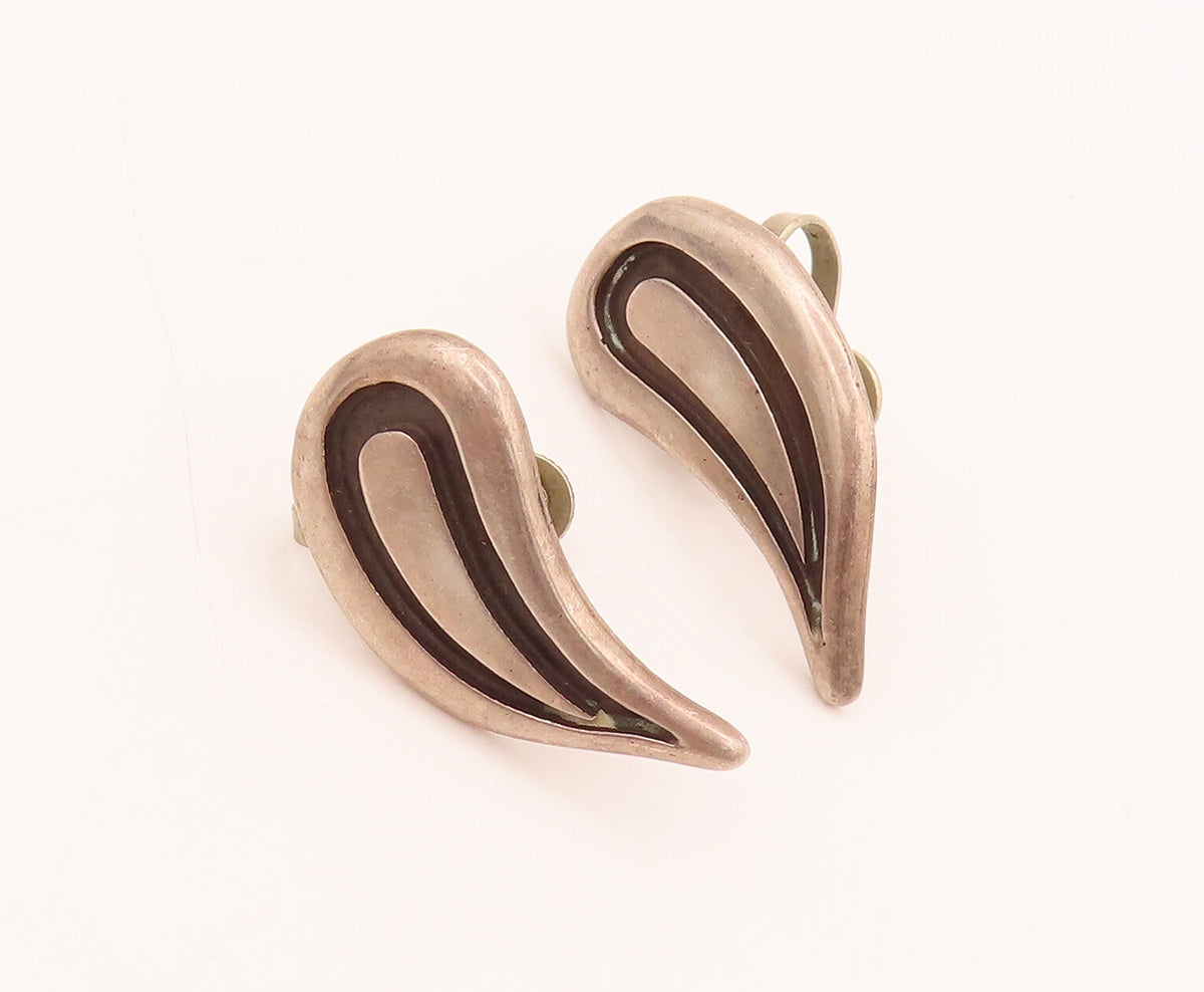 925 Sterling Silver  Vintage Water Drop Shape Carved Cutout Earrings  EG12466