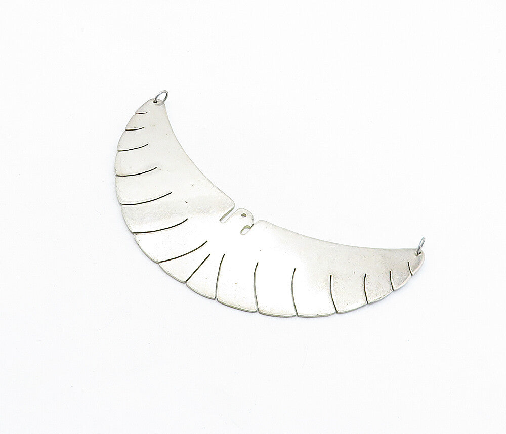925 Sterling Silver Vintage Smooth Bird With Spread Wings Pendant PT4355