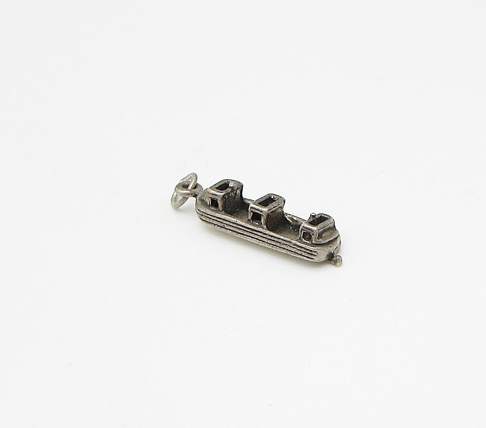 925 Sterling Silver  Vintage Industrial Boat Charm Pendant  PT2230