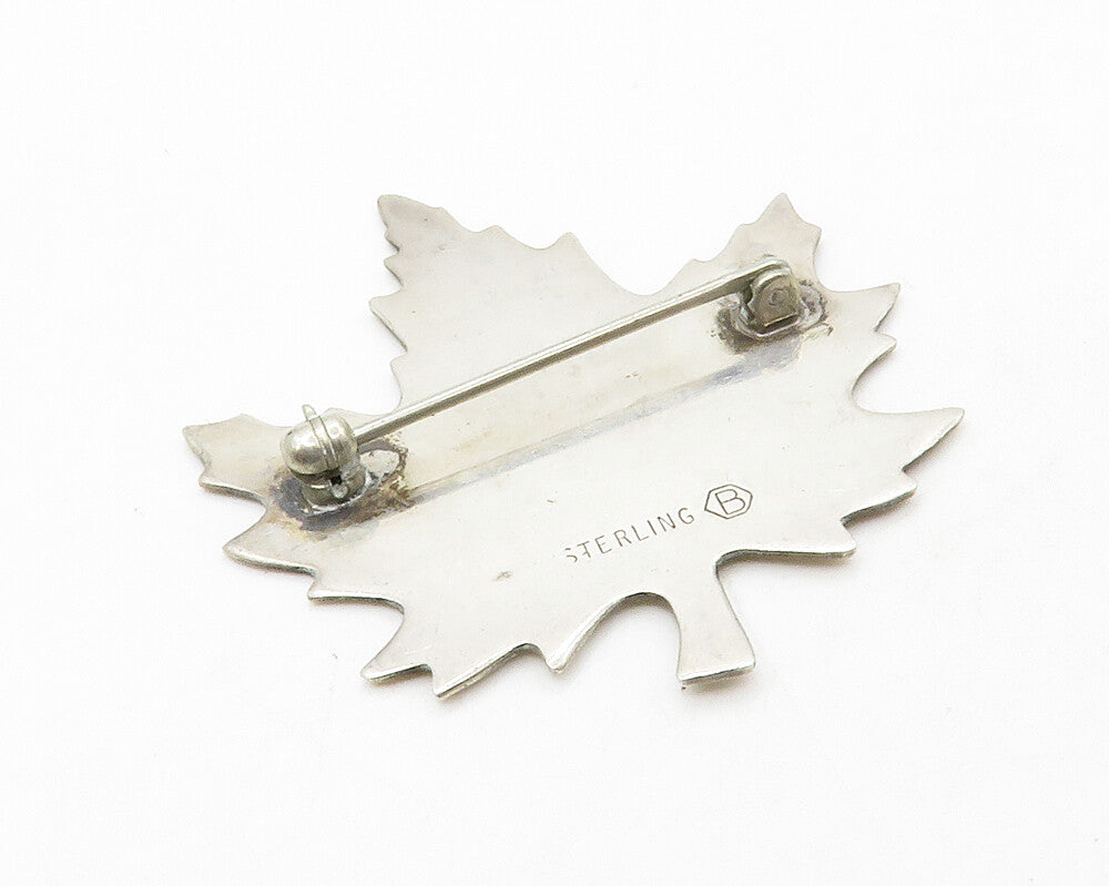 925 Sterling Silver  Vintage Shiny Etched Detail Maple Leaf Brooch Pin  BP5029