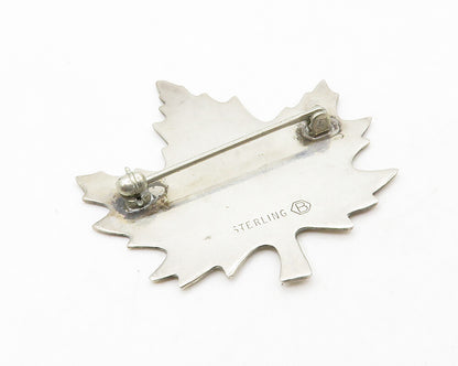 925 Sterling Silver  Vintage Shiny Etched Detail Maple Leaf Brooch Pin  BP5029