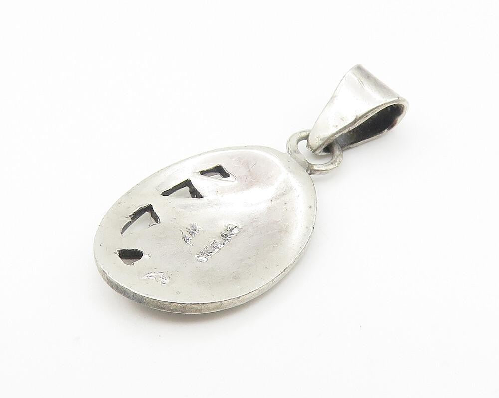 925 Sterling Silver  Vintage Shiny Floral Petals Design Oval Pendant  PT9057