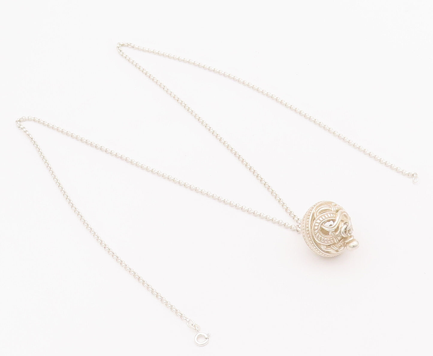 925 Sterling Silver Vintage Necklace Swirly Carved Infinity Large Bead  NE4243