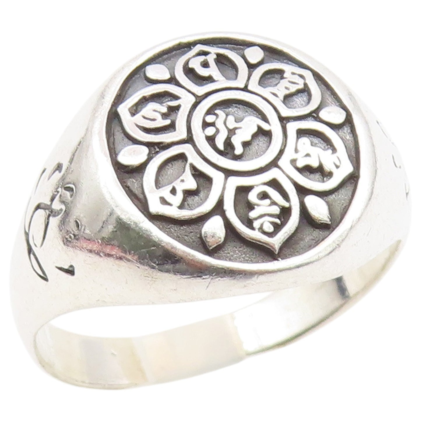 925 Sterling Silver Vintage Ring Sacred Lotus Motif Signet Band  Sz 14  RG36842