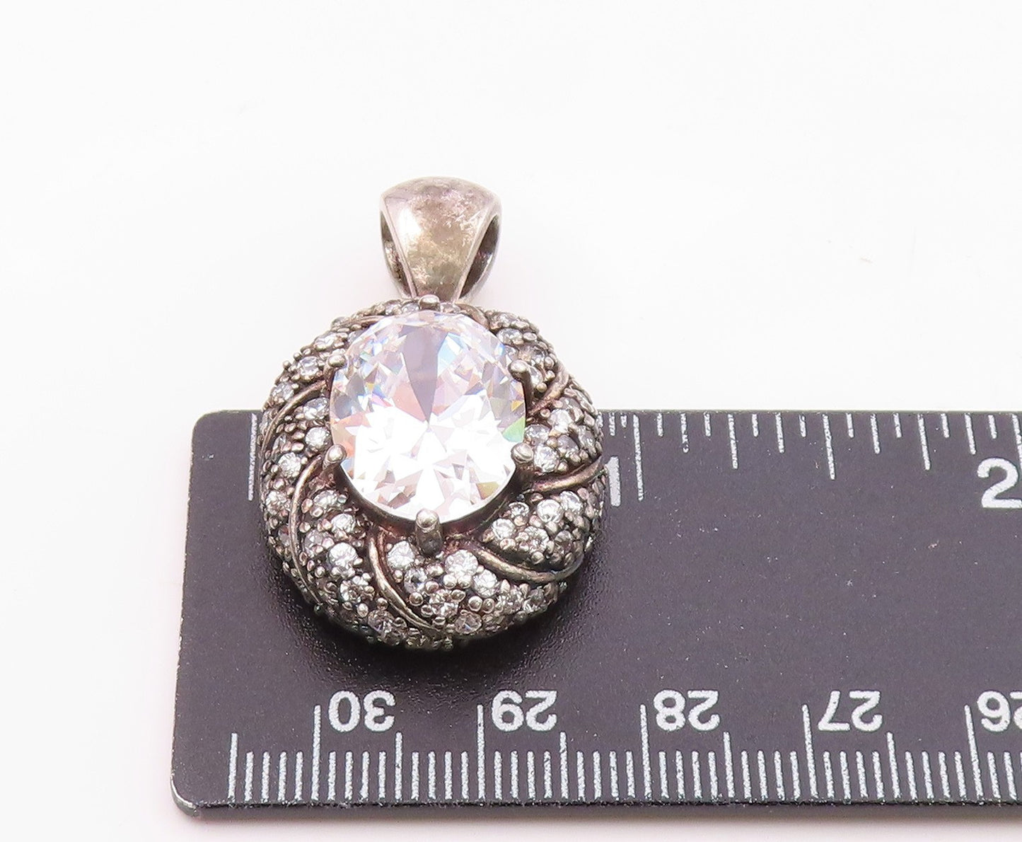 925 Sterling Silver   Vintage Sparkling Cubic Zirconia Oval Pendant  PT14994