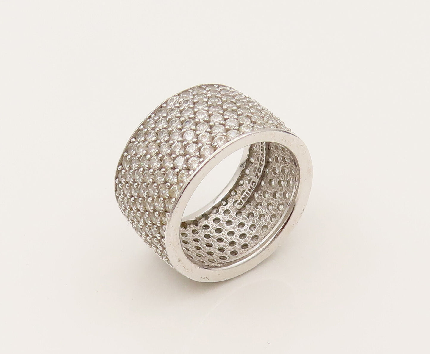 925 Silver  Vintage Dancing Cubic Zirconia Cigar Band Ring Sz 7.5  RG26383