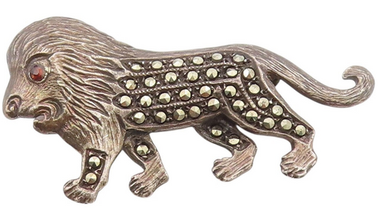 925 Sterling Silver Vintage Brooch Ruby & Marcasite Oxidized Regal Lion BP11792