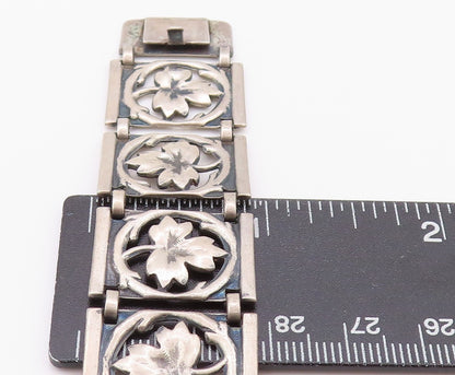 925 Sterling Silver Vintage Bracelet Cutout Maple Leaf Panel Band  BT11268