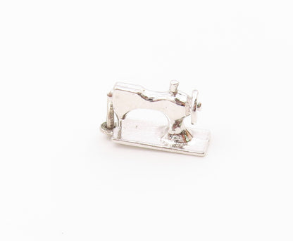 925 Sterling Silver  Vintage Polished Sewing Machine Charm Pendant  PT21409